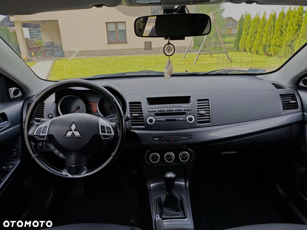 Mitsubishi Lancer 1.8 Intense - 4