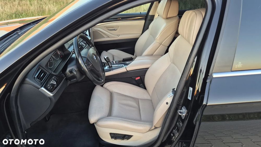 BMW Seria 5 520d - 14