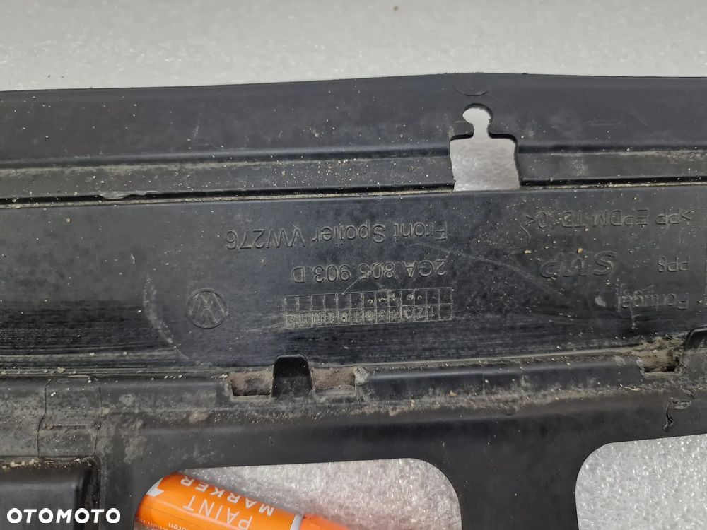 VW T-ROC 2GA 17- SPOJLER / DOKŁADKA / KRATKA ŚRODKOWA ZDERZAKA PRZEDNIEGO PRZÓD , NR 2GA805903D , NR AUKCJI KR408 - 8