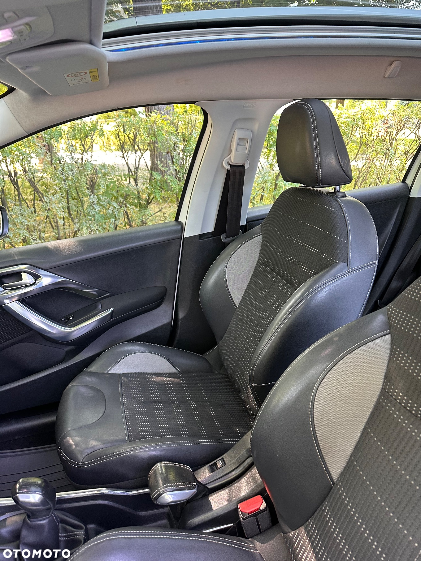 Peugeot 2008 e-HDi FAP 92 STOP & START Style - 31