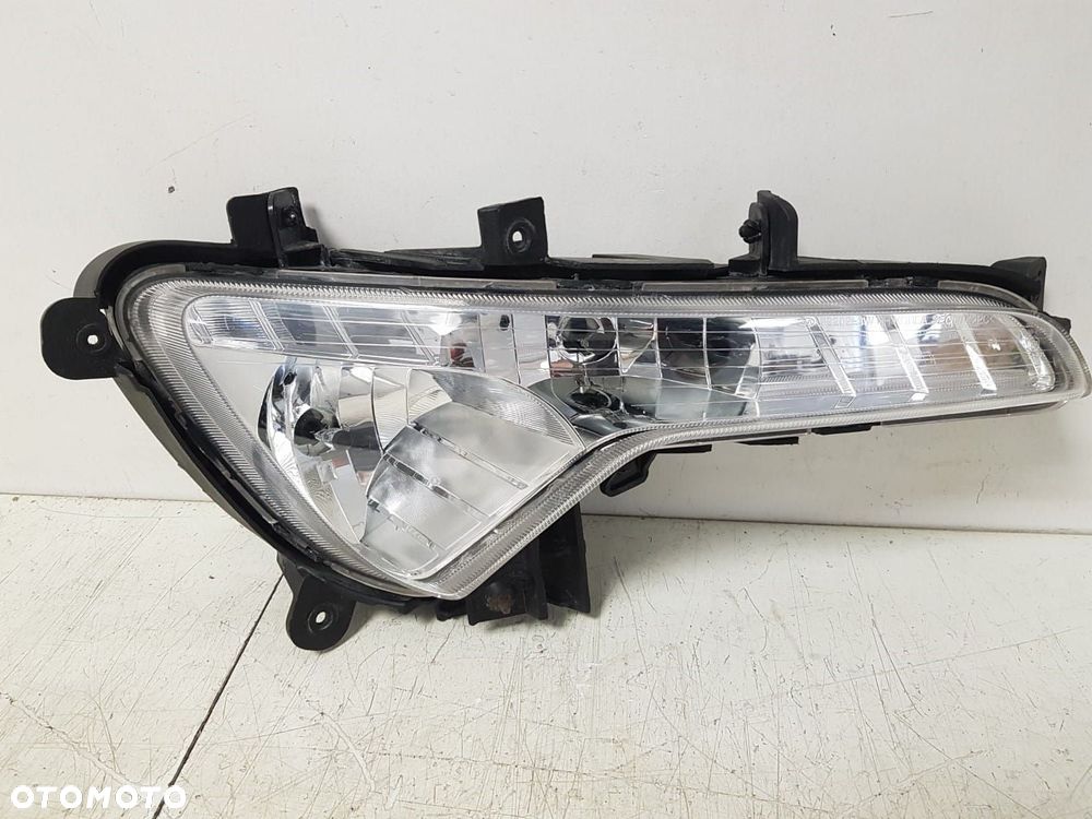HALOGEN PRAWY PRAWA KIA SPORTAGE III 3 10-15 922023W200 92202-3W 922023W2 - 2