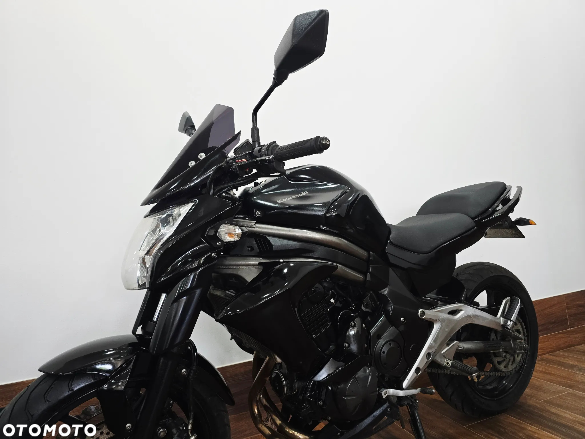Kawasaki ER - 8
