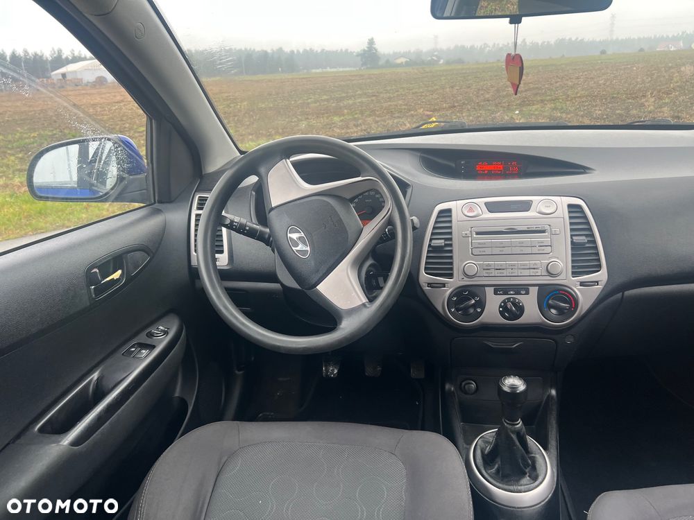 Hyundai i20 1.2 Comfort - 11