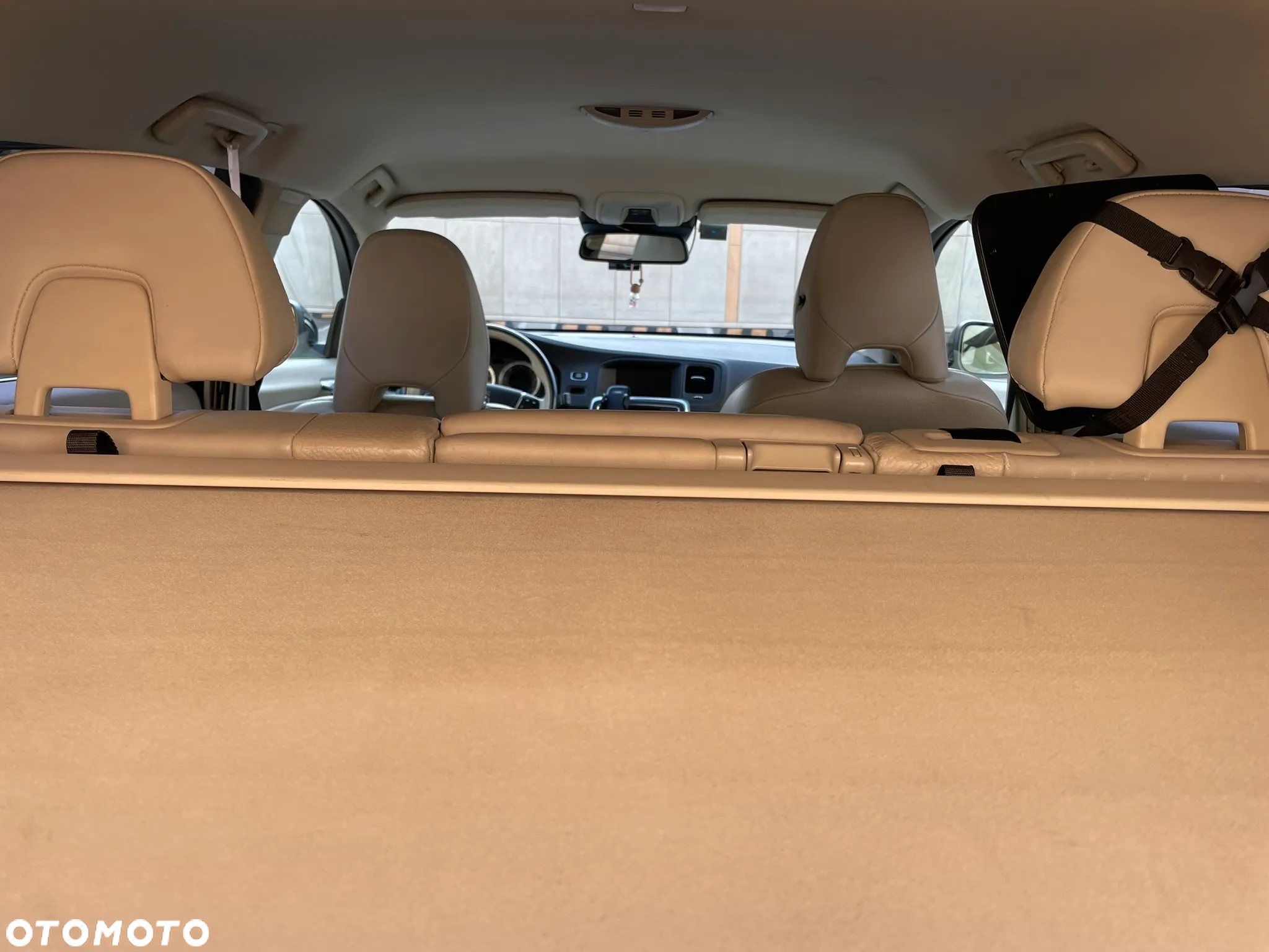 Volvo V60 D5 AWD Summum - 23