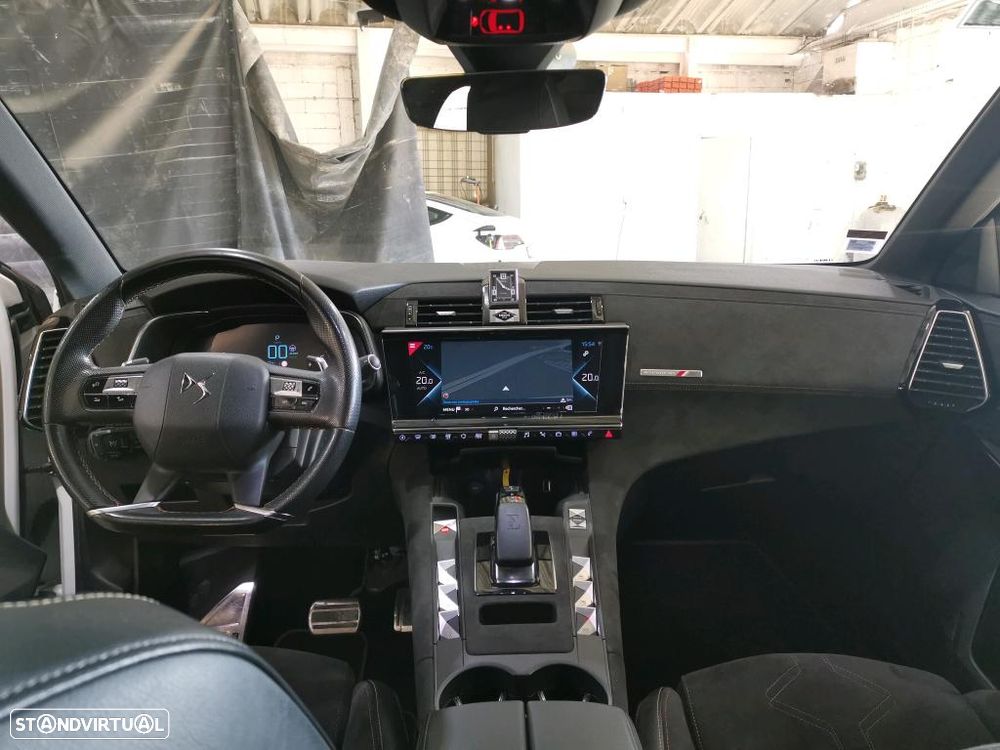 DS DS7 Crossback E-TENSE 4x4 PERFORMANCE LINE - 9