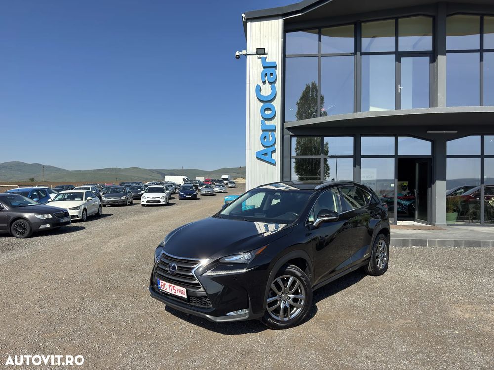 Lexus Seria NX 300h - 2