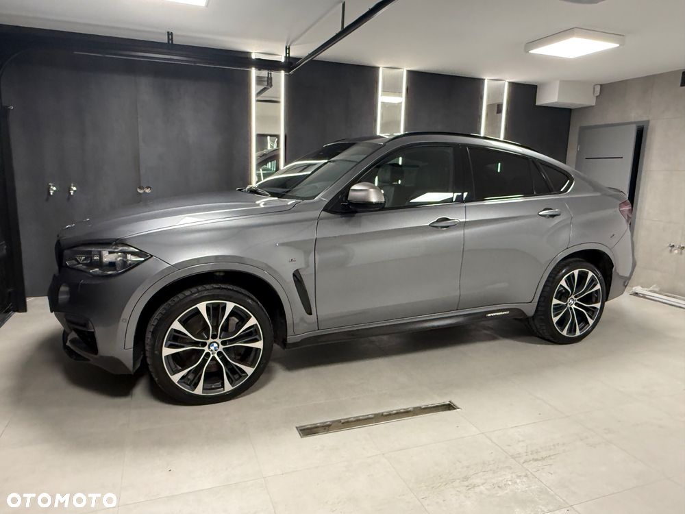 BMW X6M - 14