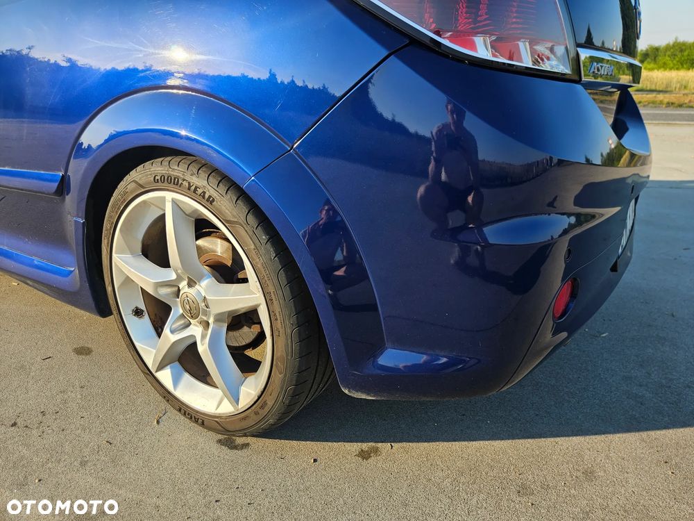 Opel Astra 1.6 T Sport - 15