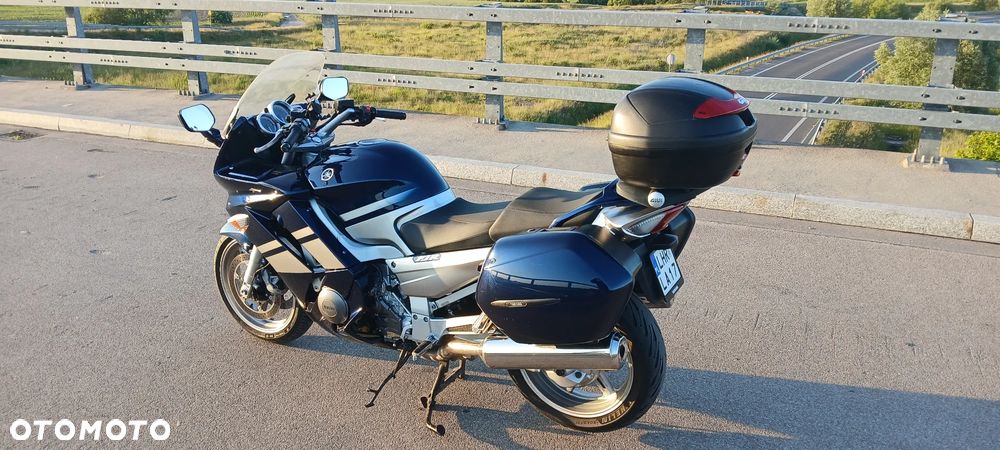 Yamaha FJR - 10