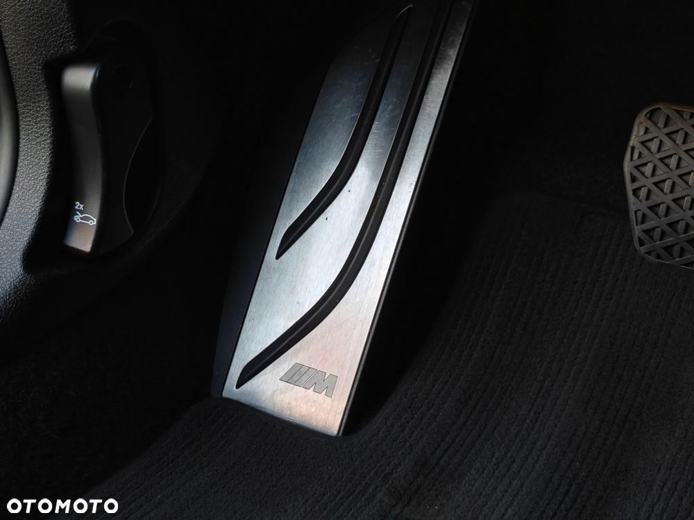 BMW Seria 1 118i Edition M Sport Shadow - 23