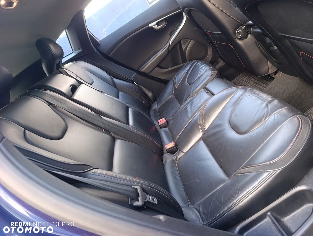 Volvo V40 D2 Ocean Race - 15