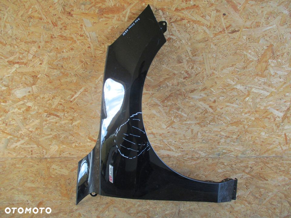 BŁOTNIK PRAWY PRZÓD PRZEDNI FORD FOCUS MK4