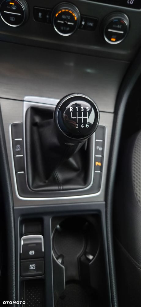 Volkswagen Golf 1.4 TSI ACT BlueMotion Technology Highline - 28