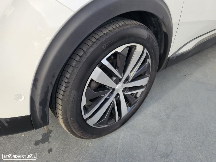 Peugeot 5008 2.0 BlueHDi GT Line EAT8 - 51