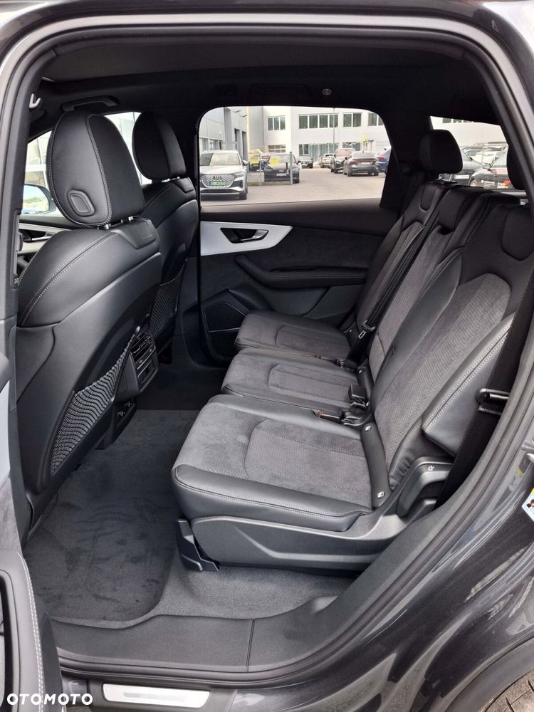 Audi Q7 - 13