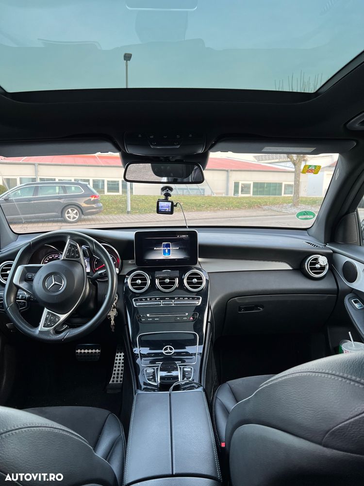 Mercedes-Benz GLC 220 d 4MATIC - 11