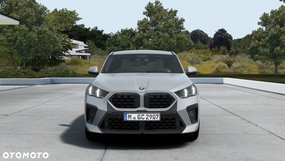 BMW X2 - 6