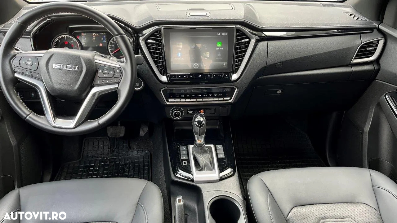 Isuzu D-MAX - 12
