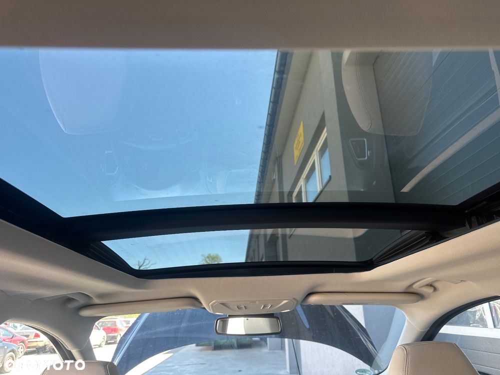 Ford Kuga 2.0 TDCi 4x4 Vignale - 29