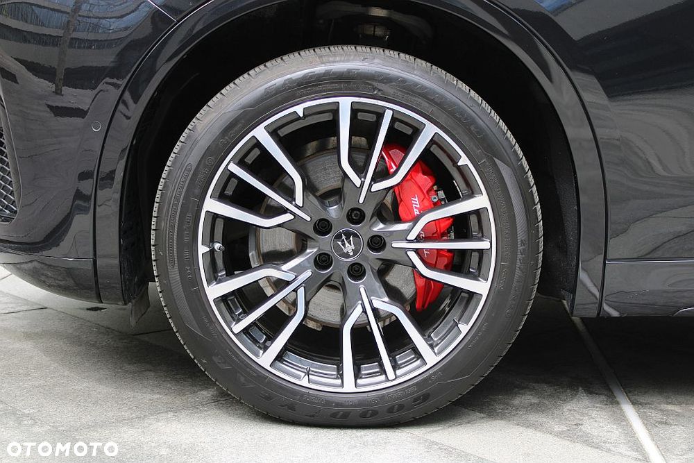 Maserati Grecale mHEV Modena - 10