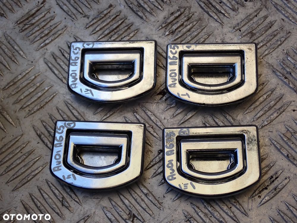 AUDI A6 C5 CZĘŚCI (1)- 4A0857833D, 8E0/1J0864203 B/C/D, 4B9827507M, 4B0823509,4B9827085D, 4B1880204G, DZWIGNIA HAMULCA RĘCZNEGO, 4B9827552M, 4B0823359C, LINKA MASKI, 8L0035501E, 4B0959655P, 8E0909559H, (E8) 67R-016205, 4B0962258N, 8D0422373C, 4B0955453A,  RADIO +PANEL - 4