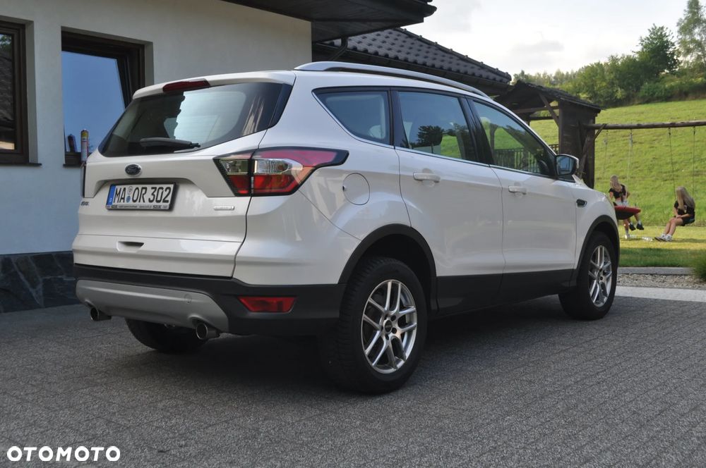 Ford Kuga 1.5 EcoBoost 2x4 Titanium - 14