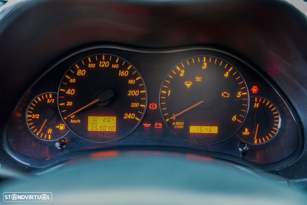 Toyota Avensis SW - 20