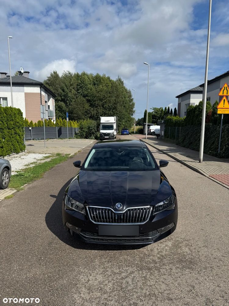 Skoda Superb 2.0 TDI 4x4 Style DSG - 3