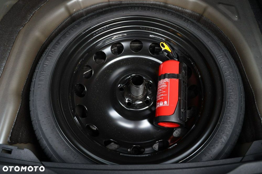 Volkswagen Taigo - 33