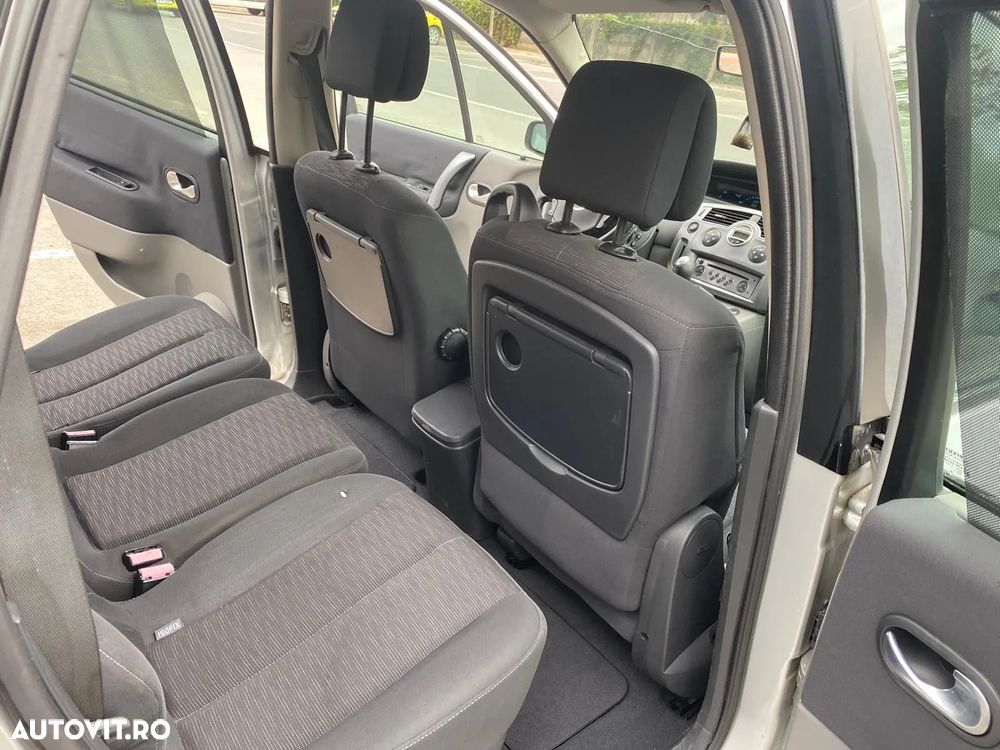 Renault Scenic - 19