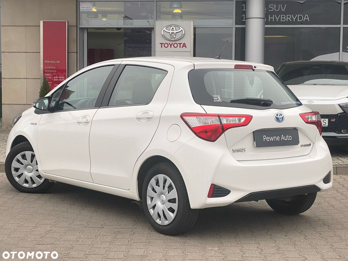 Toyota Yaris - 4