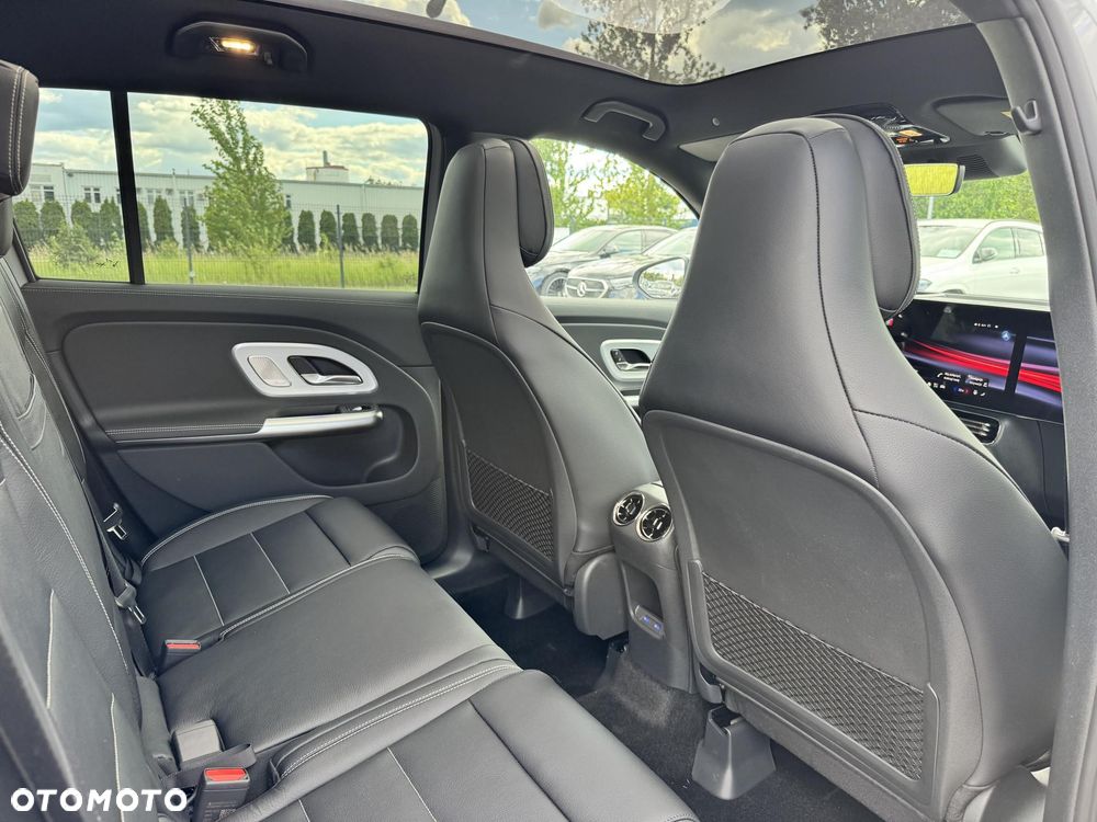 Mercedes-Benz GLB 220 mHEV 4-Matic 8G-eDCT - 20