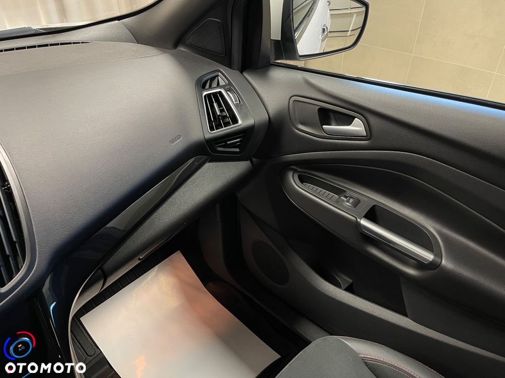 Ford Kuga 1.5 EcoBoost FWD ST-Line ASS GPF - 21