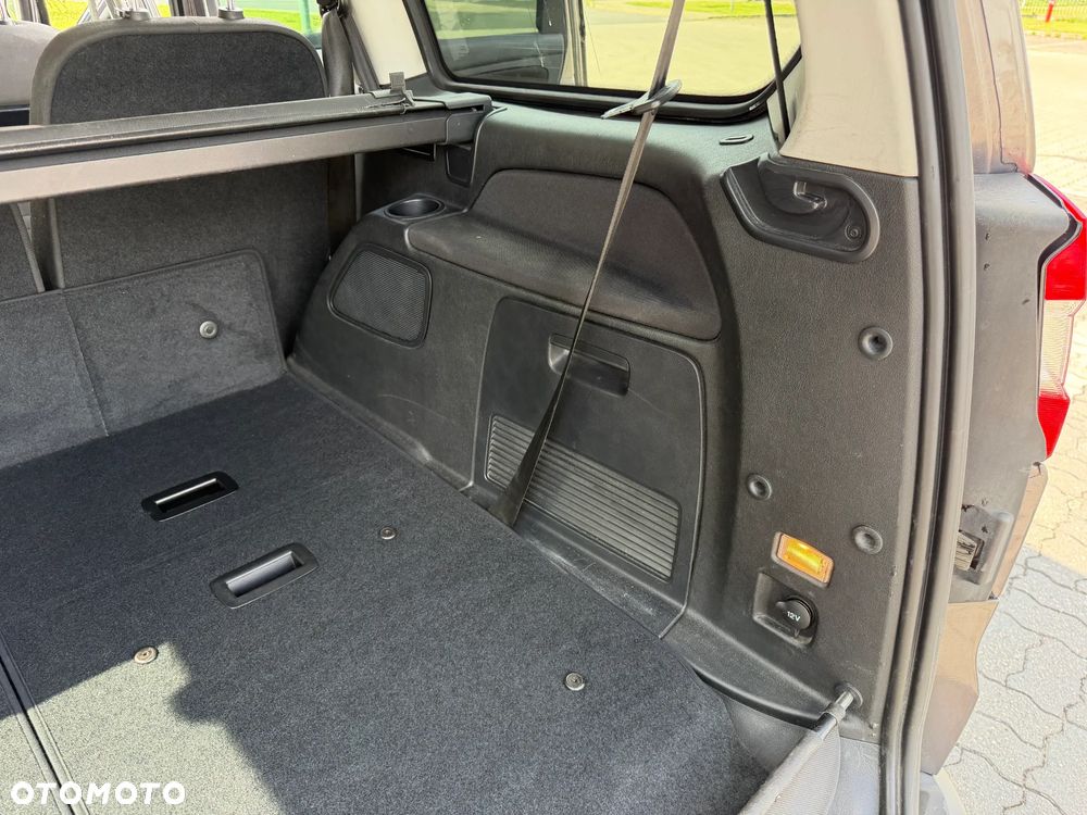 Ford Galaxy - 20