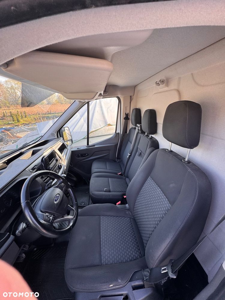 Ford Transit - 21