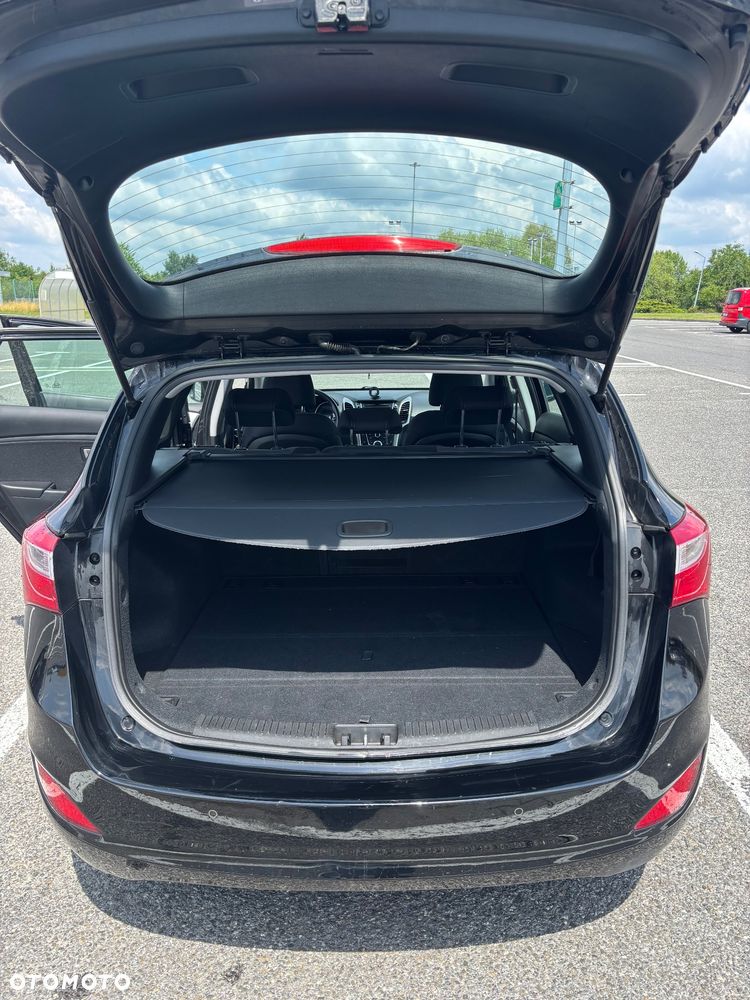 Hyundai i30 1.4 Classic - 12