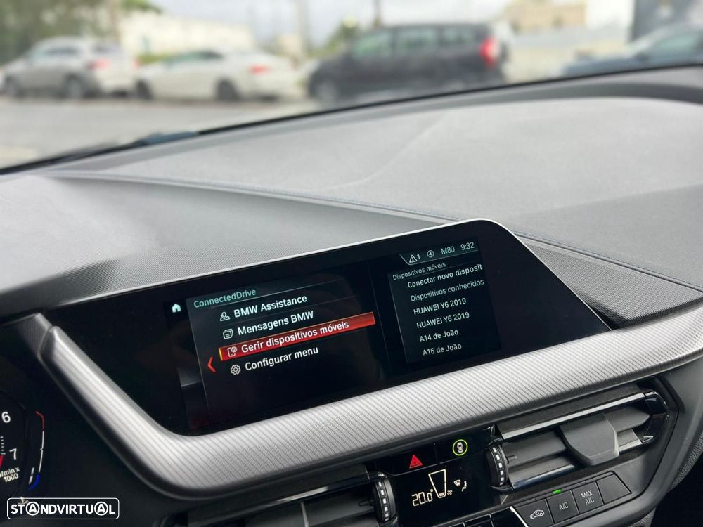 BMW 118 i Pack Desportivo M Auto - 11