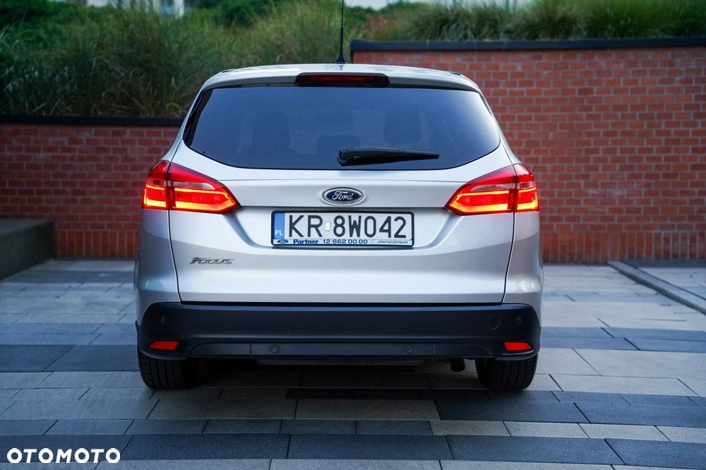 Ford Focus 1.6 Trend - 20