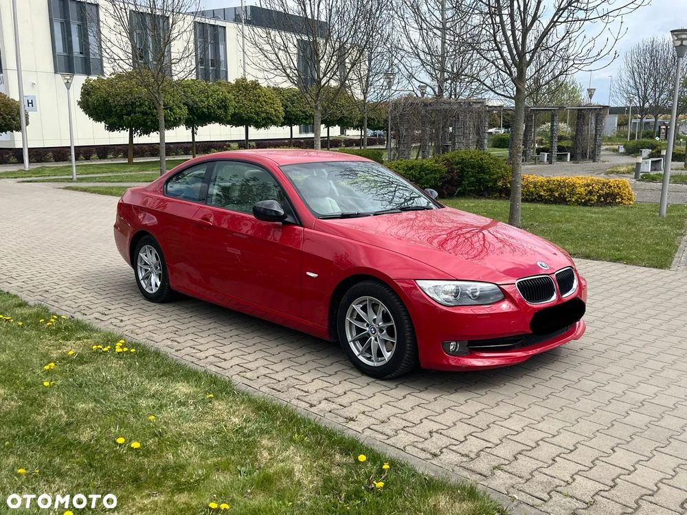 BMW Seria 3 318i Edition Exclusive - 18