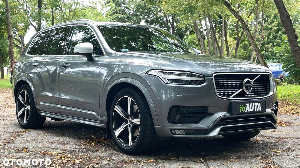 Volvo XC 90 - 1