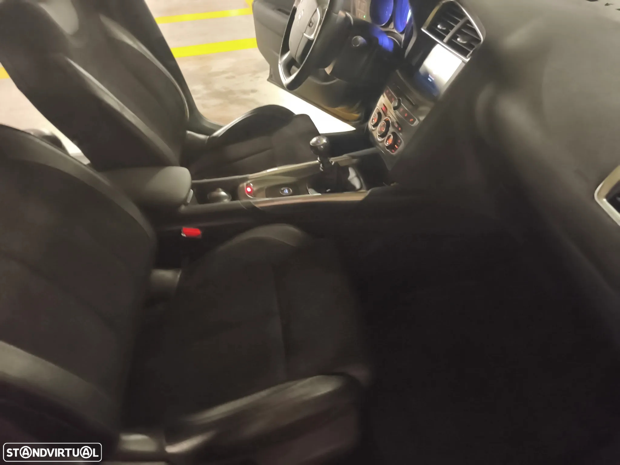 Citroën C4 1.6 BlueHDi Shine - 9