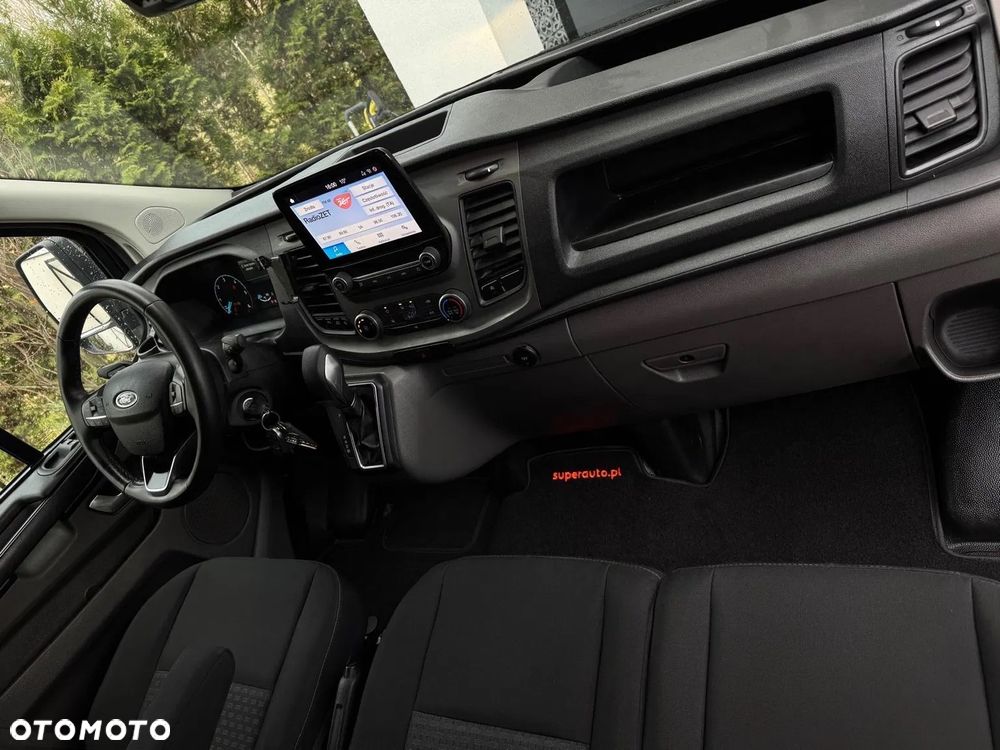 Ford TRANSIT CUSTOM - 21