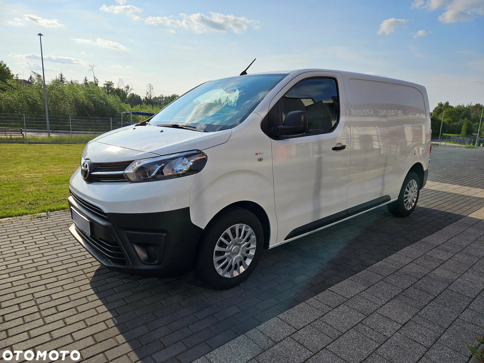 Toyota PROACE M 2.0 122KM - 5
