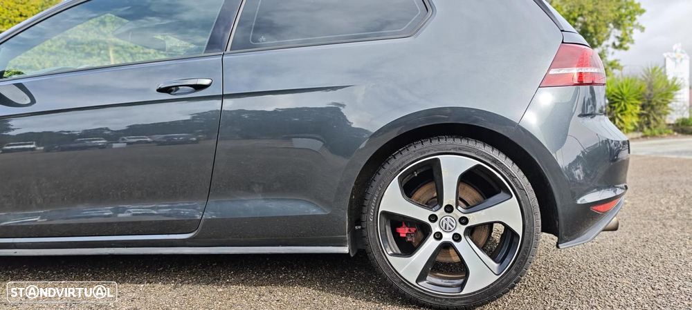 VW Golf 2.0 TSi GTi - 10