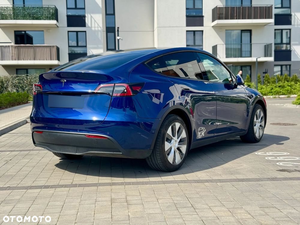 Tesla Y Model Long Range Dual Motor AWD - 4