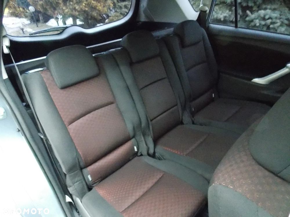 Toyota Verso 2.0 D-4D Sol plus - 22