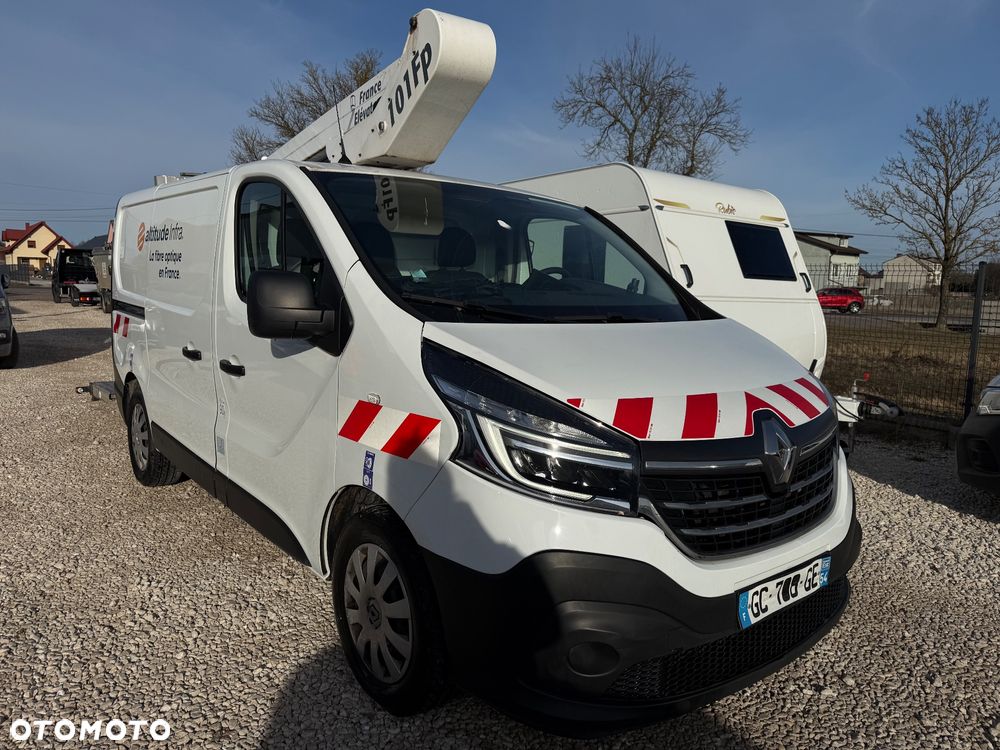 Renault Trafic - 1