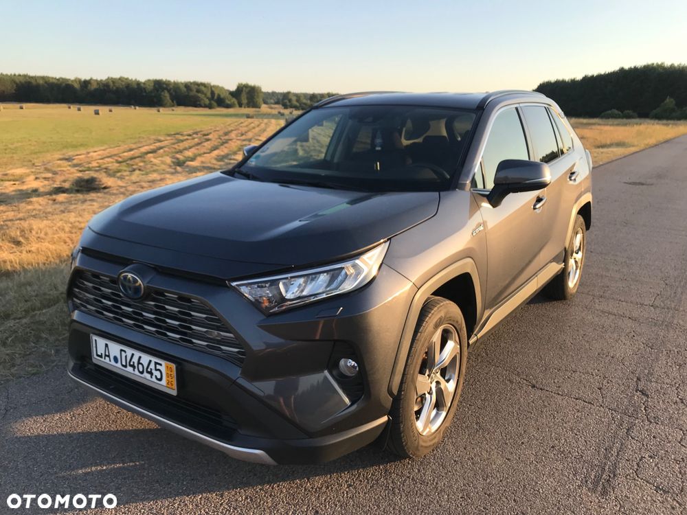 Toyota RAV4 - 1