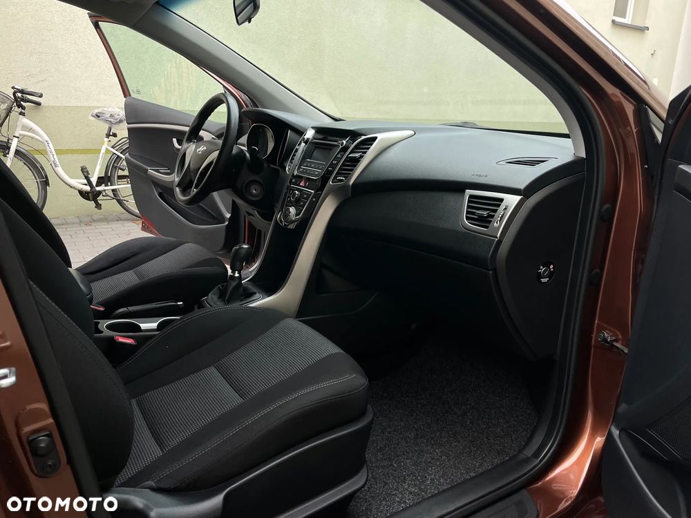 Hyundai i30 1.4 Comfort - 7