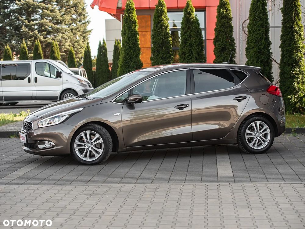 Kia Ceed 1.6 GDI Platinum Edition - 7